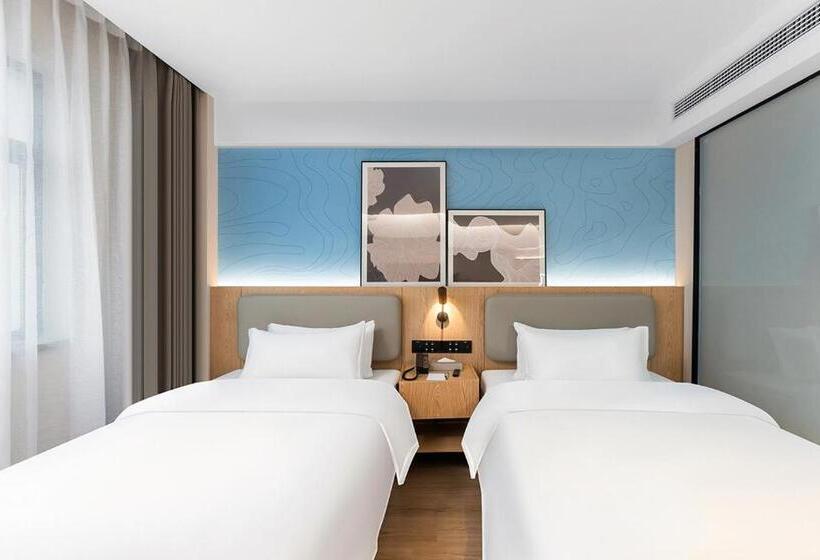 行政房间, Country Inn & Suite By Radisson, Nanchang Tengwangge Wanshou Palace Subway Station