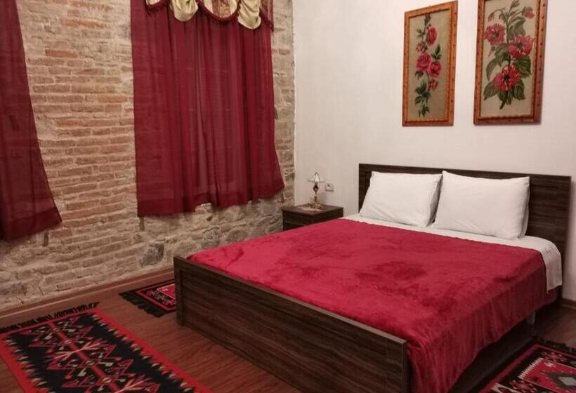 חדר סטנדרט, Domus