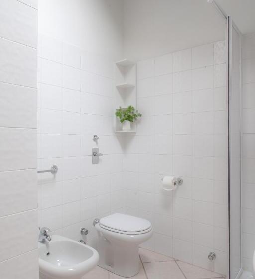 Трехместный Номер Стандарт с Балконом, Rrrapido