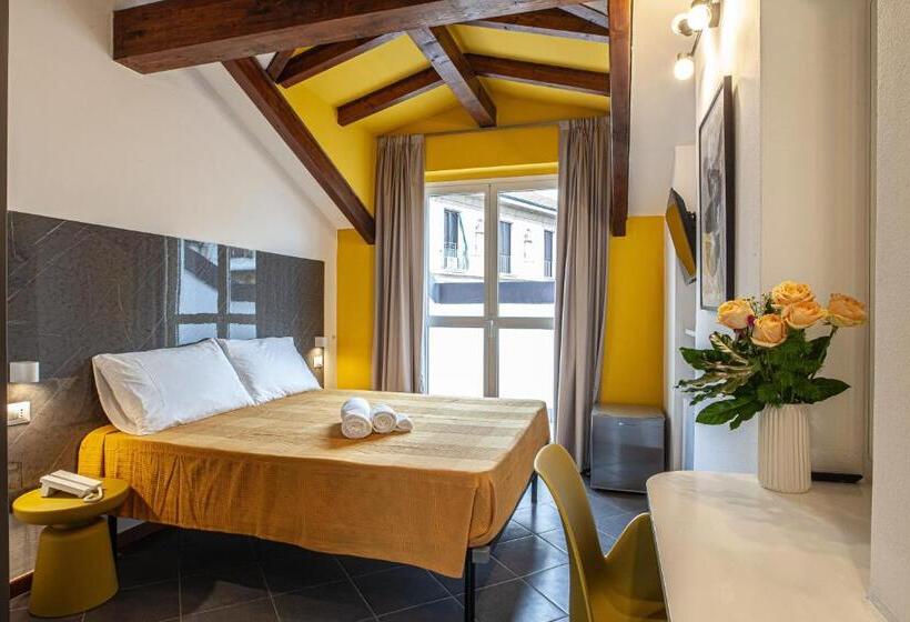 Номер Стандарт с Балконом, Rrrapido