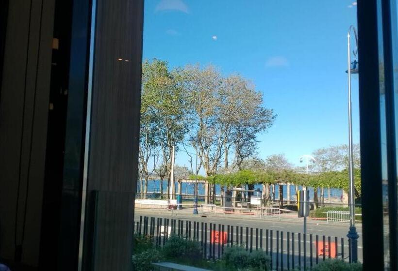 غرفة قياسية, Casa Samil