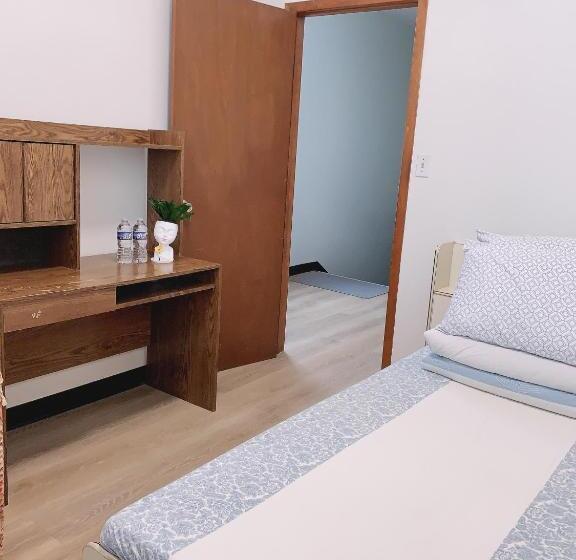 直达温泉标准间, Sunny Home