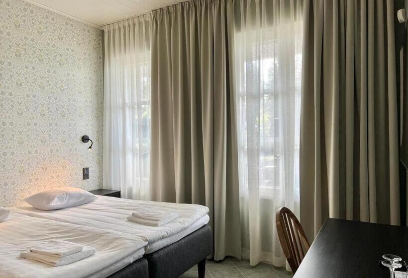 Номер Стандарт, Hill Side Golf & Sports Resort