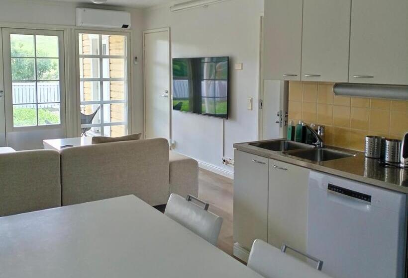 Дом 3 Спальни, Hill Side Golf & Sports Resort