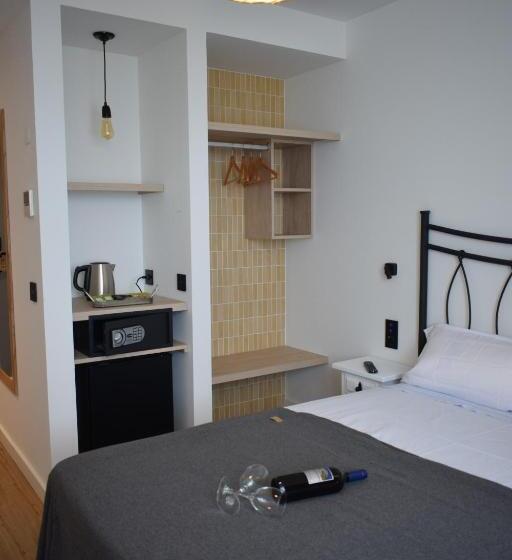 חדר סטנדרט, Pachico