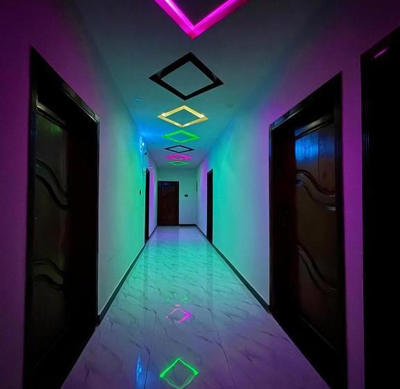 اتاق استاندارد سه نفره, Royal Shangrila Balakot