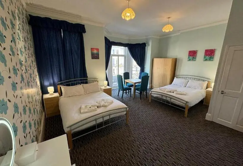استودیوی استاندارد با چشم‌انداز دریا, The Paradise Guest House
