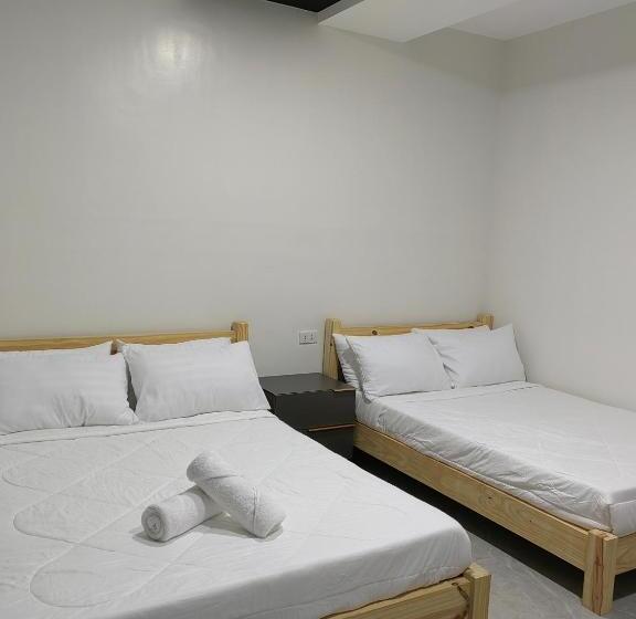Семейный Номер, Pip.avenue Beach House