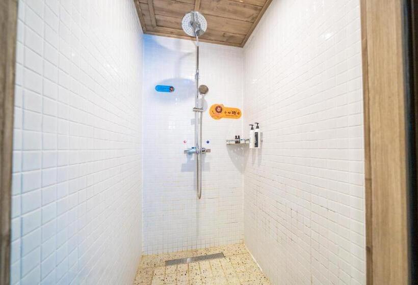 اتاق لوکس با چشمانداز دریاچه, 珠海横琴星乐度露营小镇