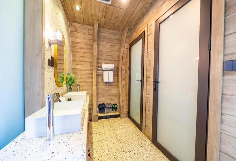 اتاق لوکس با چشمانداز دریاچه, 珠海横琴星乐度露营小镇