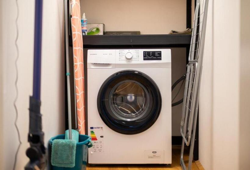 דירת שני חדרים עם מרפת, Shome Apartments Graz Ost   Self Check In & Free Parking