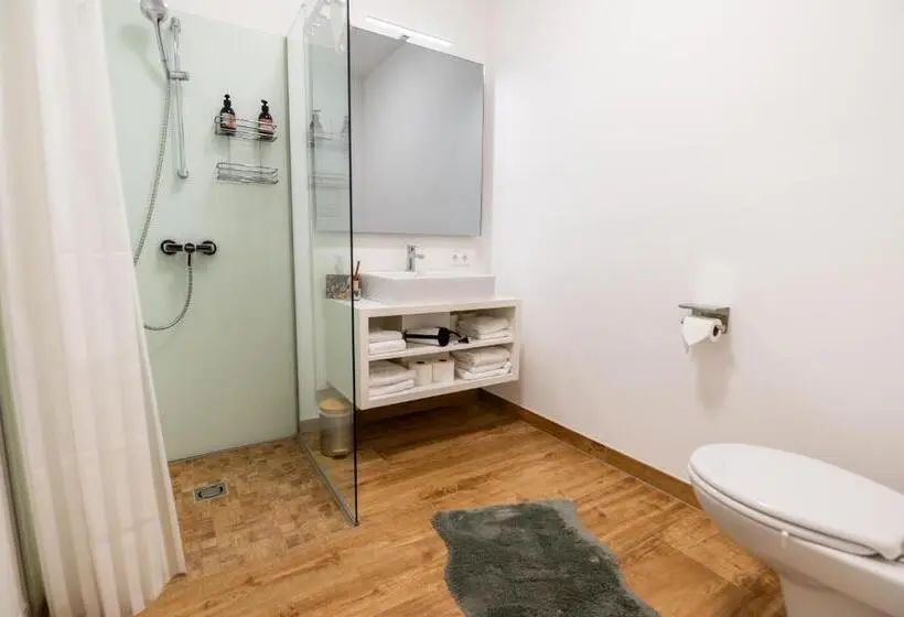 バルコニー付2ベッドルームアパートメント, Shome Apartments Graz Ost Self Check In & Free Parking