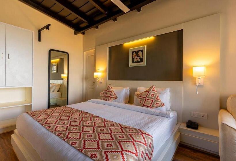 Номер Deluxe с Балконом, Himalayas By The Lake Hill