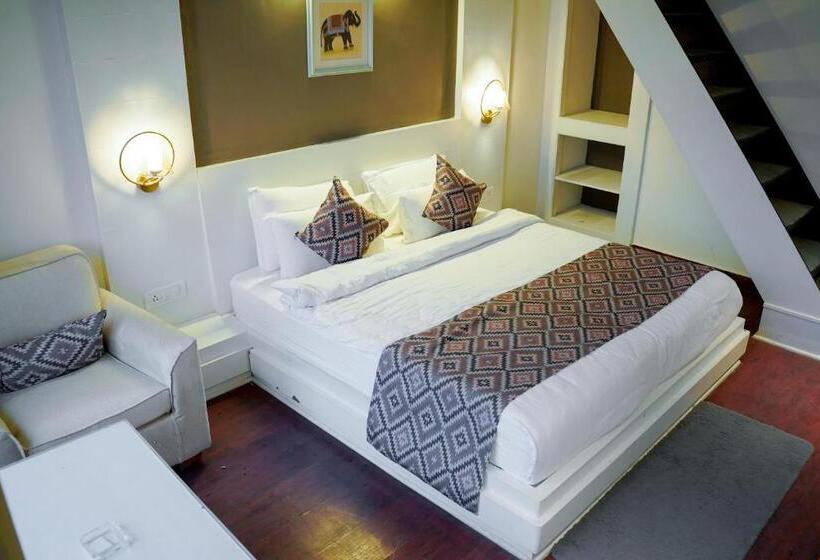 Family Suite, Himalayas By The Lake Hill