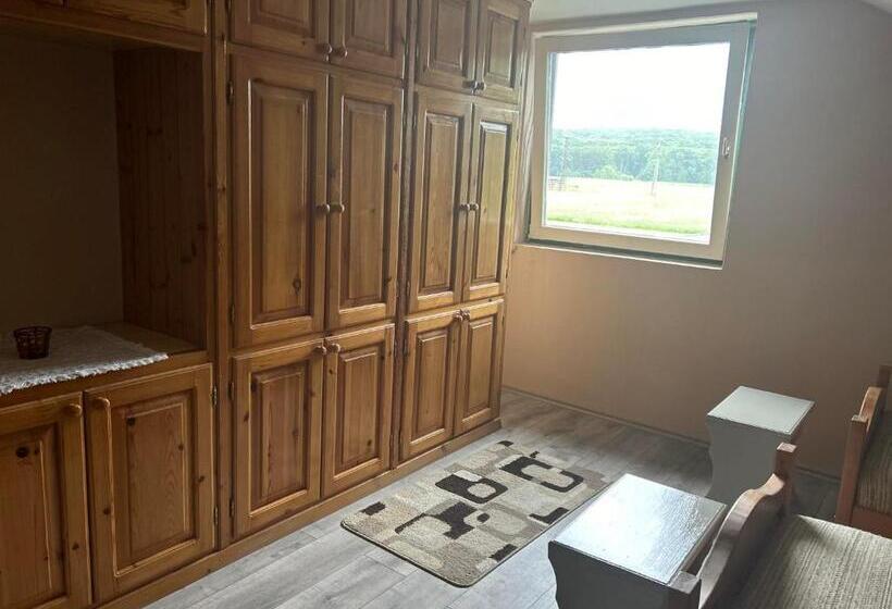 园景标准四人间, Konkoly Lovarda és Vendégház Lenti