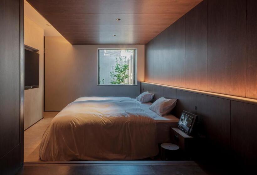 デラックスルーム, Not A Hotel Fukuoka