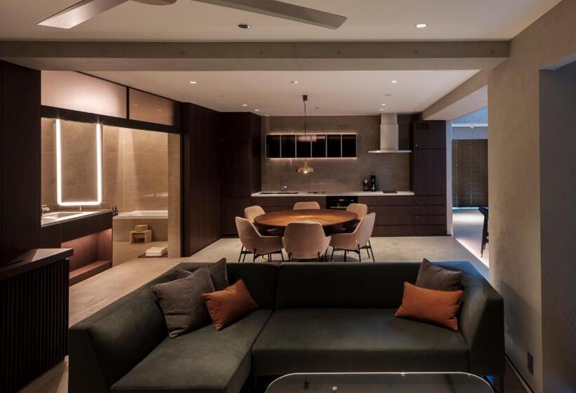 デラックスルーム, Not A Hotel Fukuoka