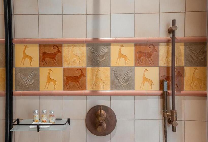 Президентский Люкс, Vaani Greens Resort, Kaziranga