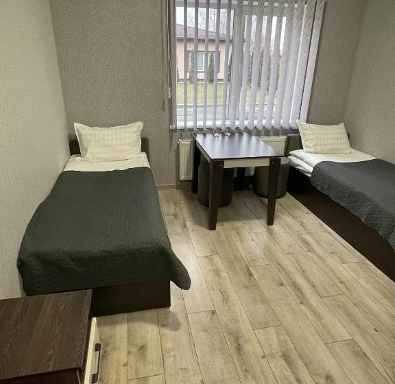 اتاق استاندارد, ні пуху, ні пера!