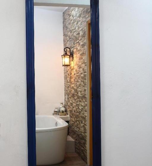 جناح مزود بجاكوزى, Boutique Casa Téllez