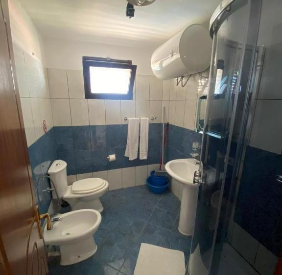 Апартаменты 1 Спальня, Laura