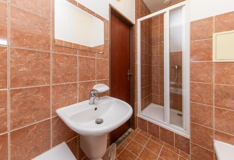 Családi Szoba, Pivovar Polička