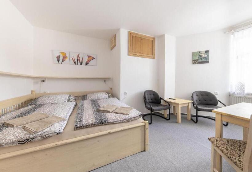 Családi Szoba, Pivovar Polička