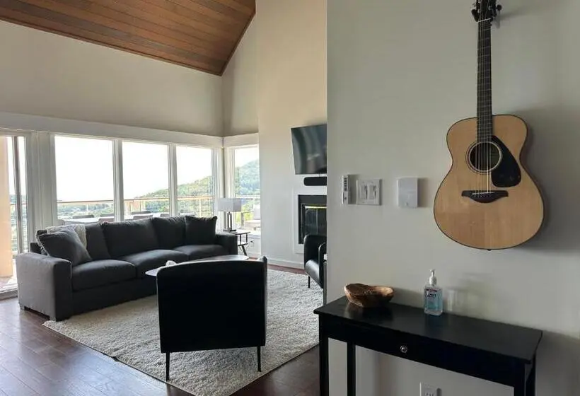 景色の見える一ベッドルームアパートメント, Sauna, Dog Friendly Amazing Views To Ski Slopes