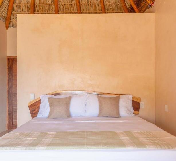 غرفة ديلوكس ذات إطلالة جانبية على البحر, La Alberca Hotel Boutique