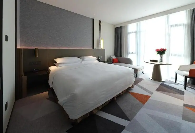キングサイズベッドのスーペリアルーム, The Qube Hotel Anqing