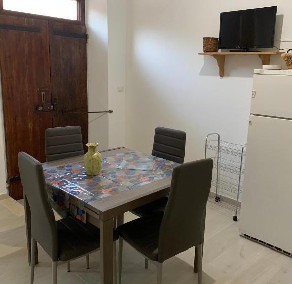 شقة غرفة واحدة, B&b Almat