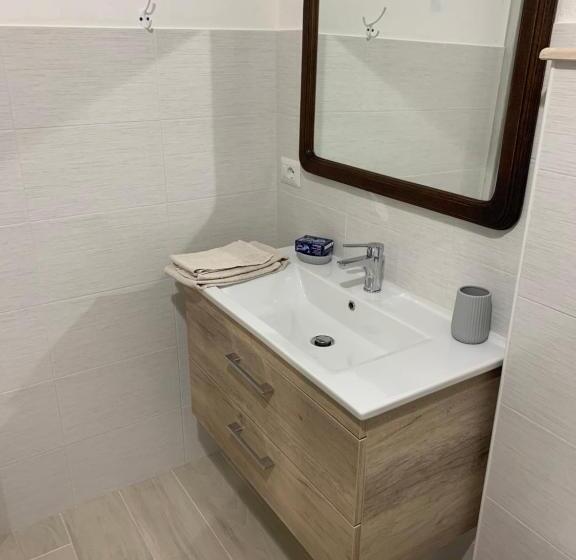 شقة غرفة واحدة, B&b Almat