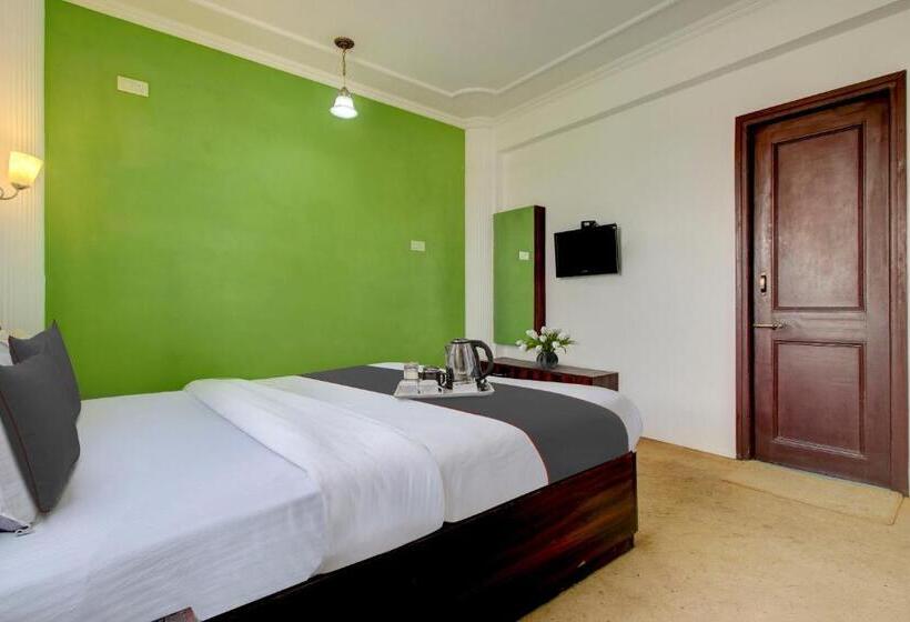 Люкс, Capital O Yasmin Resort
