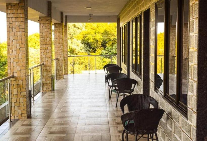 3 Bedroom Suite, D Lite Cottage