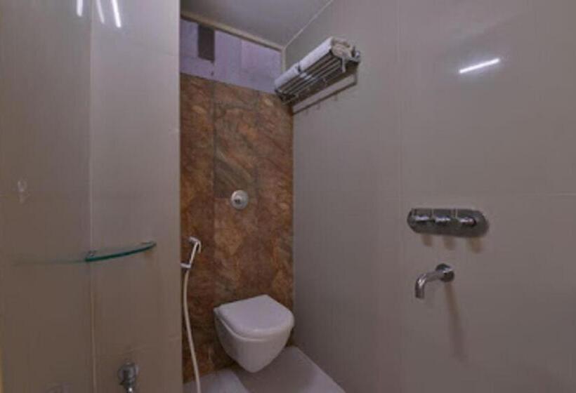 Habitació Superior, Satyug Inn