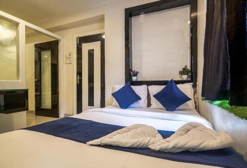 Family Room, Satyug Inn