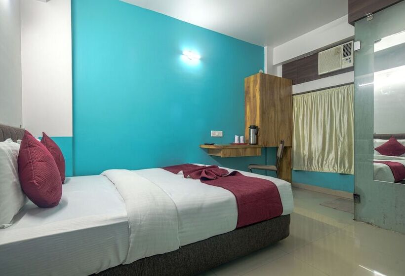 Habitació Superior, Satyug Inn