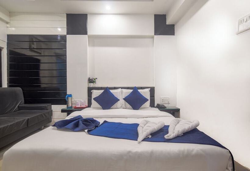 Family Room, Satyug Inn