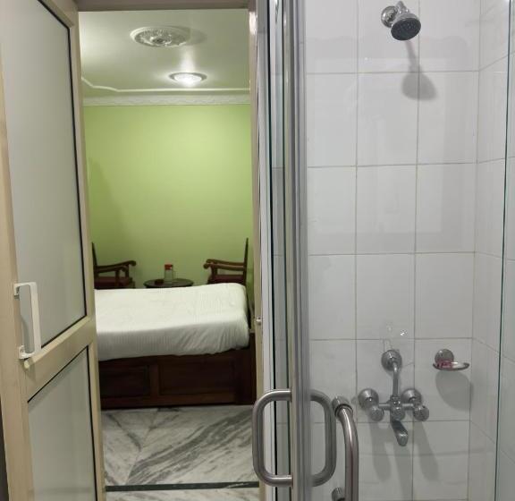 Quarto Triplo Comfort, Jan Mahal