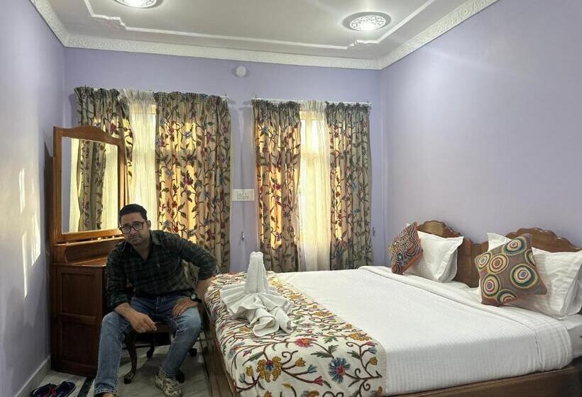 Quarto Deluxe Cama King, Jan Mahal