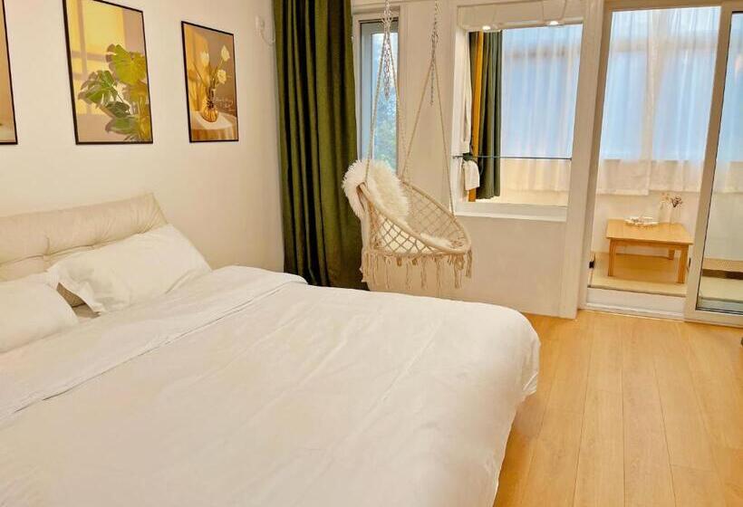 Номер Deluxe с Балконом, Mermaid S Secret Bontique Homestay