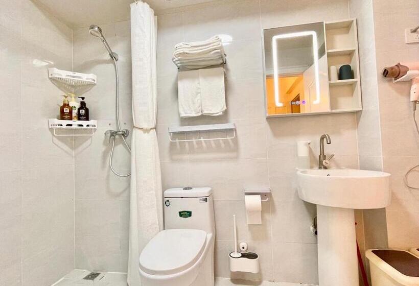 Студио Стандарт с Балконом, Mermaid S Secret Bontique Homestay