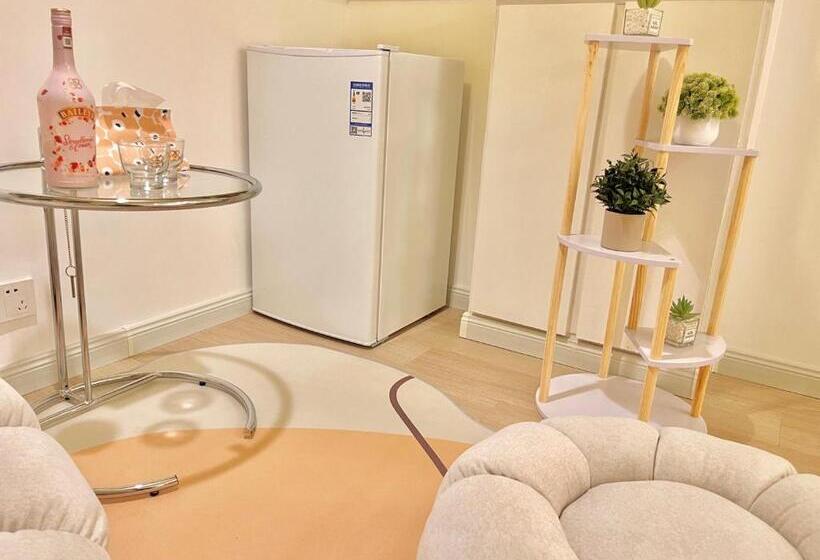 Студио Стандарт с Балконом, Mermaid S Secret Bontique Homestay