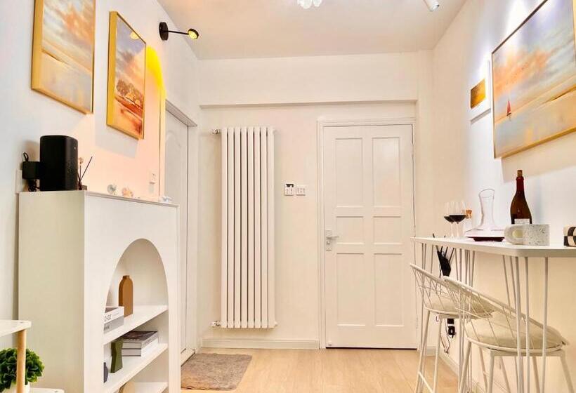 Студио Стандарт с Балконом, Mermaid S Secret Bontique Homestay