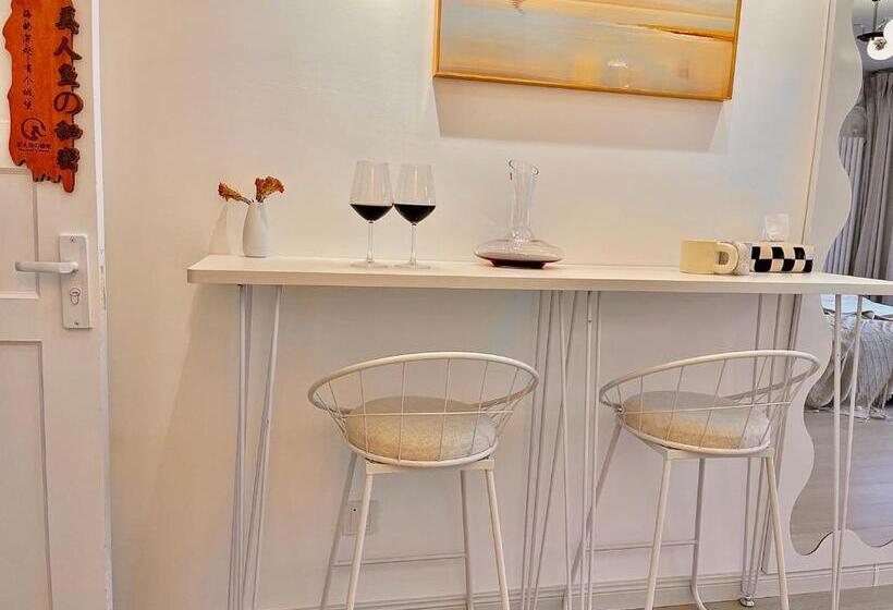 Студио Стандарт с Балконом, Mermaid S Secret Bontique Homestay