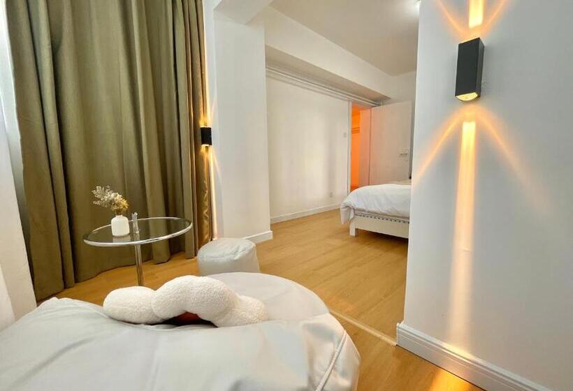 Люкс 2 Спальни, Mermaid S Secret Bontique Homestay