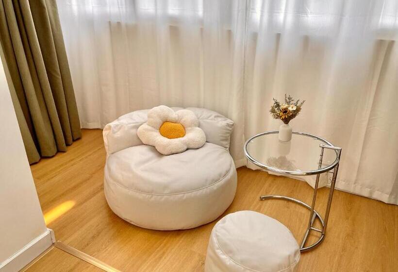 Люкс 2 Спальни, Mermaid S Secret Bontique Homestay