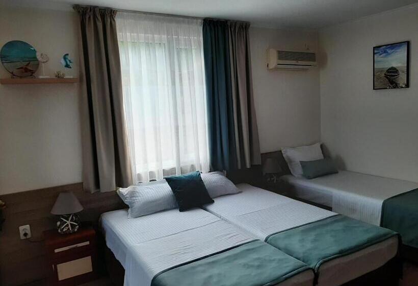 Quarto Triplo Estandar, самостоятелни стаи елинор