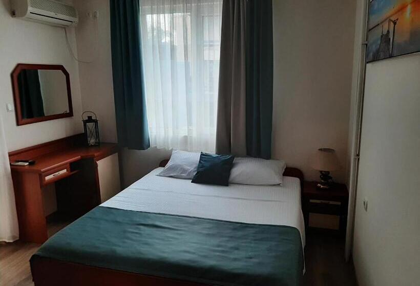 Quarto Quádruplo Estandar, самостоятелни стаи елинор