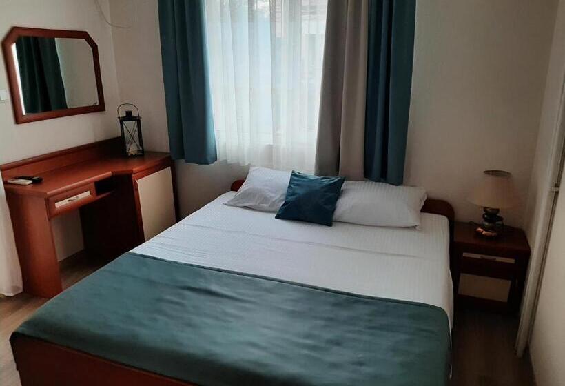 Quarto Quádruplo Estandar, самостоятелни стаи елинор